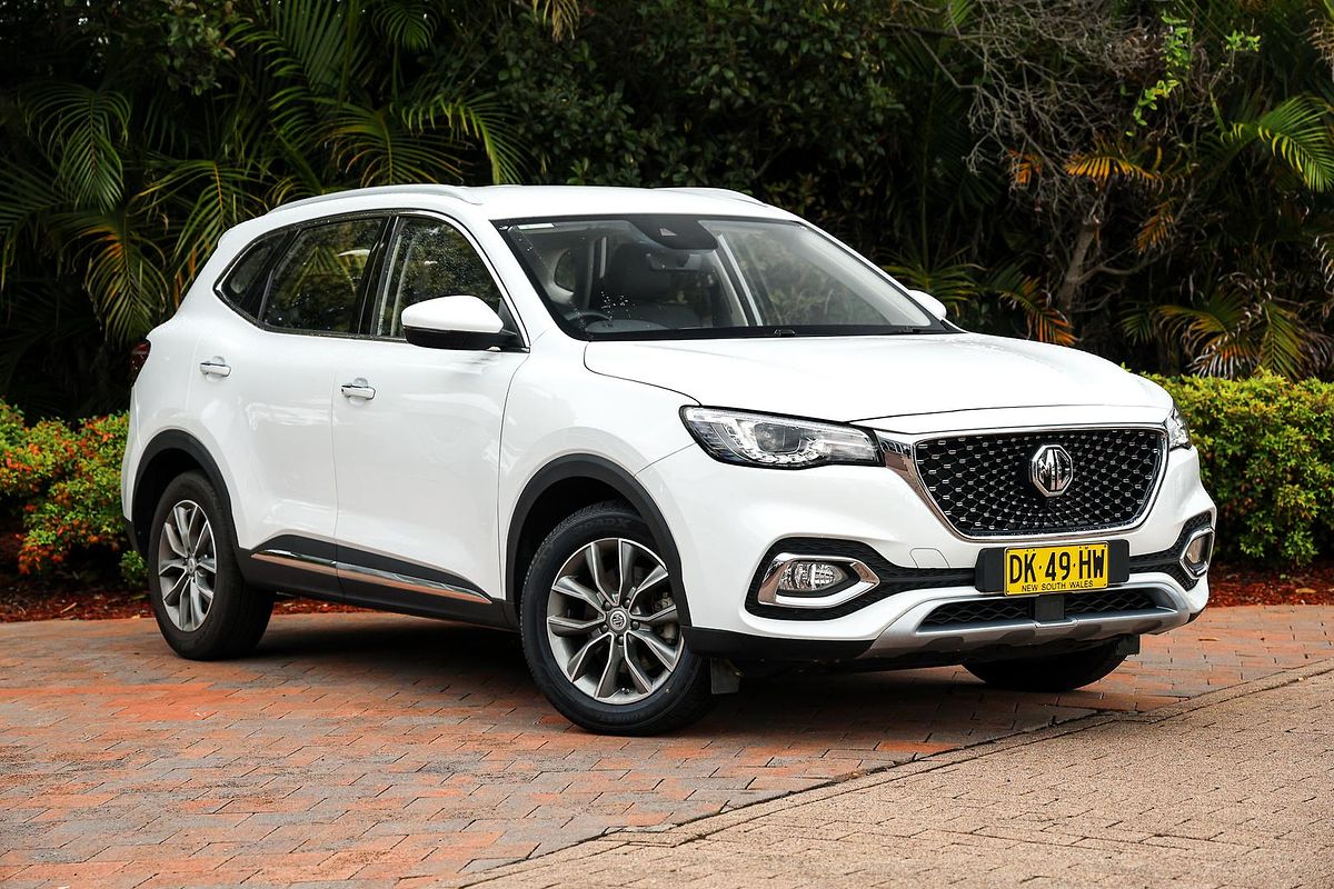 2024 MG HS Vibe SAS23