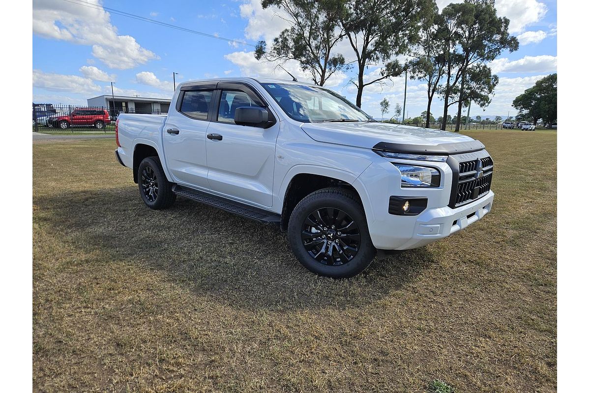 2025 Mitsubishi Triton GLX-R MV 4X4