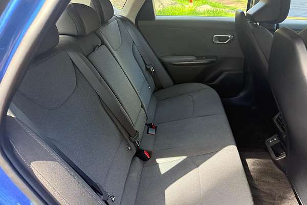 2024 Kia K4 S CL4m thumb-16