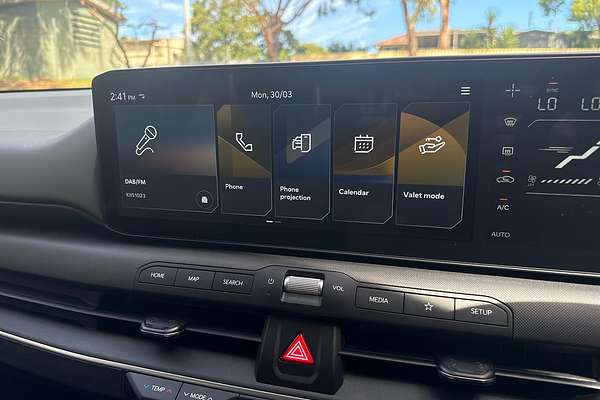 2024 Kia K4 S CL4m thumb-23