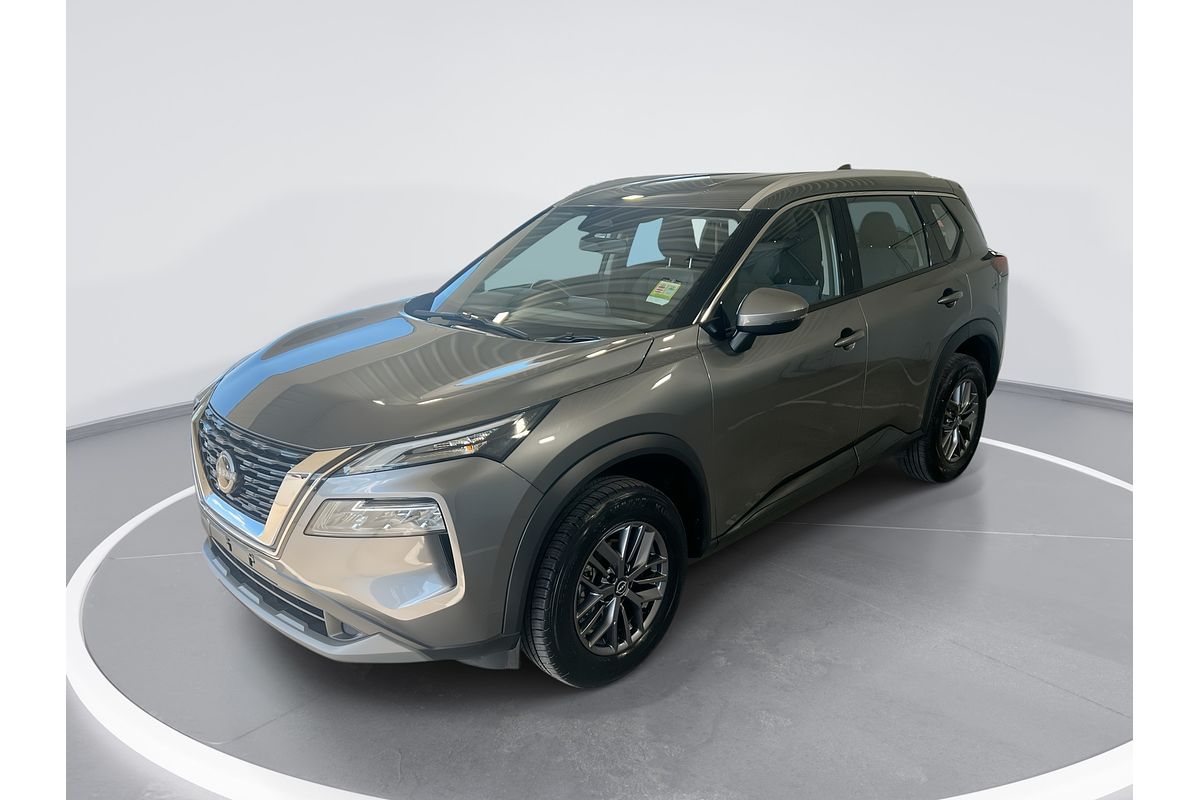 2024 Nissan X-TRAIL ST T33