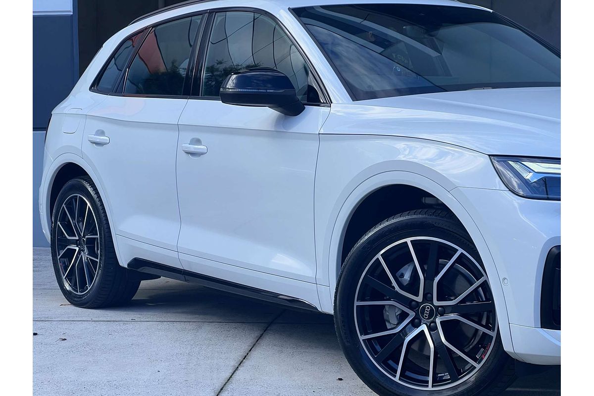 2024 Audi Q5 45 TFSI Sport FY