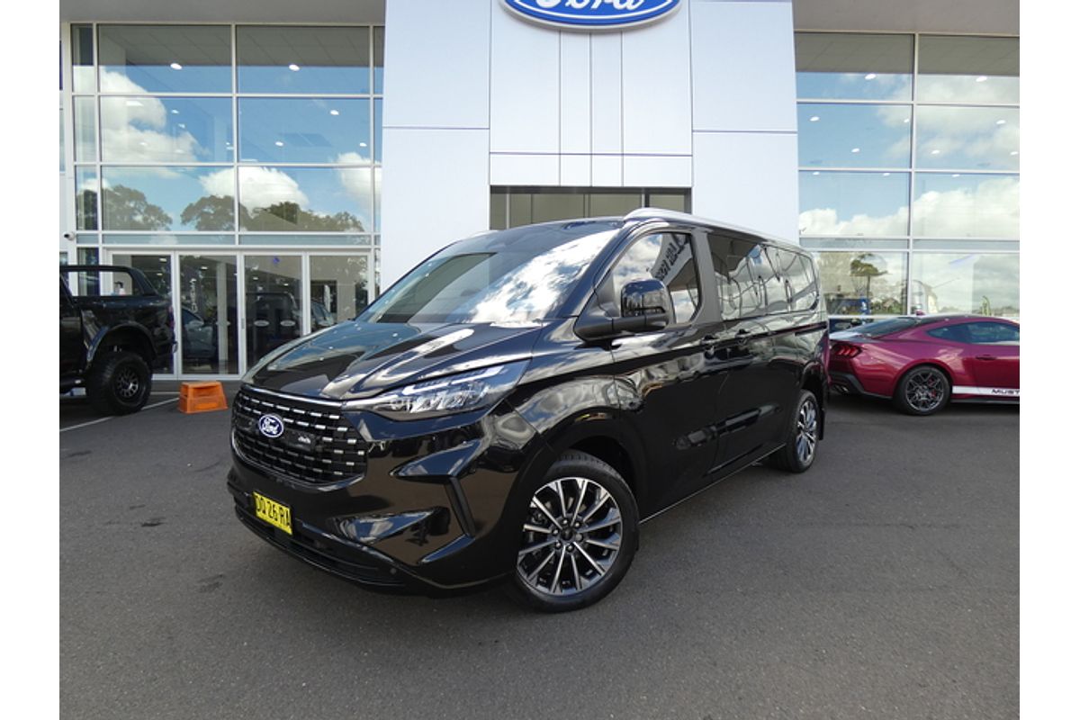 2024 Ford Transit Custom