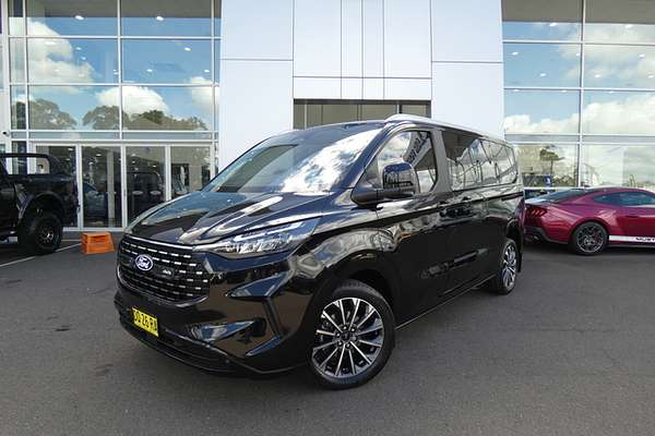 2024 Ford Transit Custom