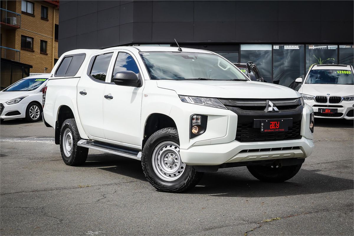 2020 Mitsubishi Triton GLX ADAS MR 4X4