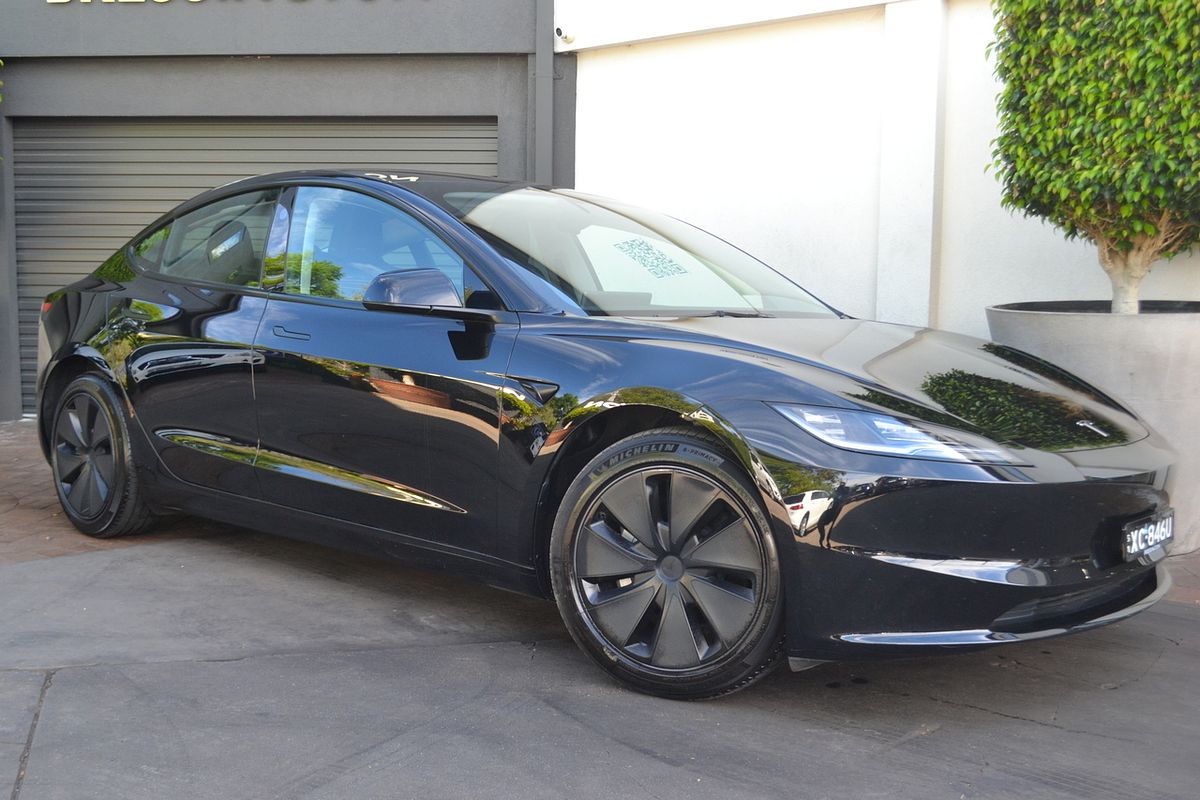 2023 Tesla Model 3 Rear-Wheel Drive