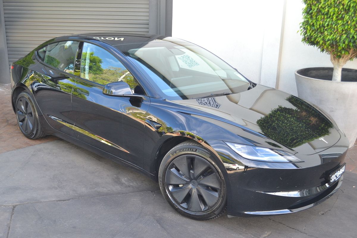 2023 Tesla Model 3 Rear-Wheel Drive