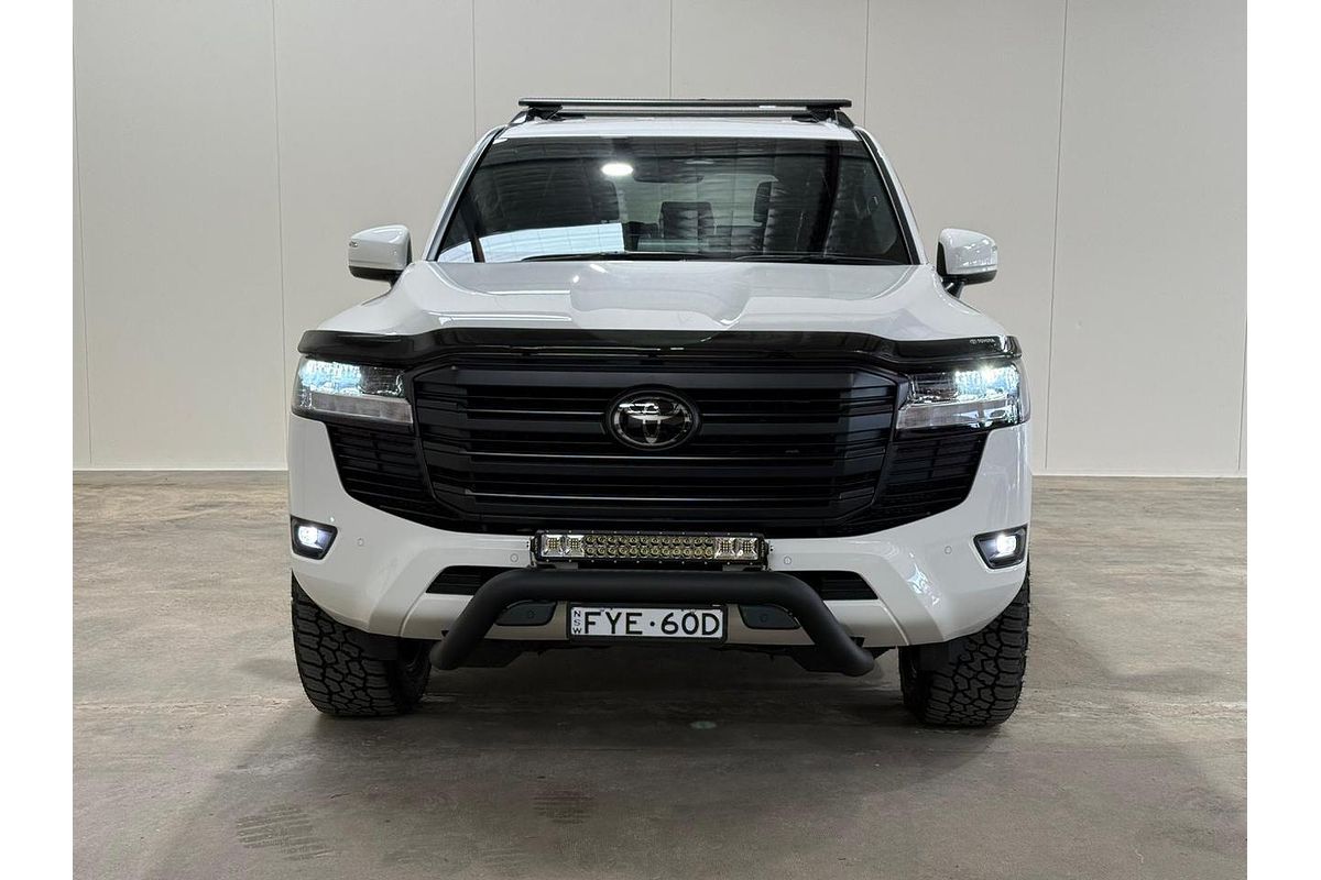 2025 Toyota Landcruiser GXL FJA300R