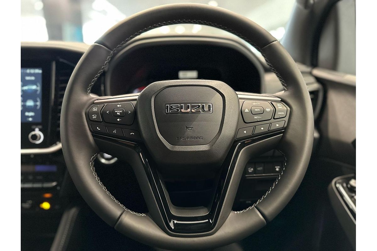 2026 Isuzu MU-X LS-T