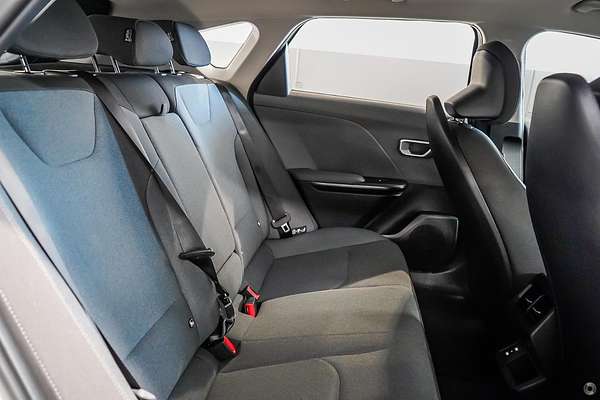 2025 Kia K4 S CL4m thumb-11