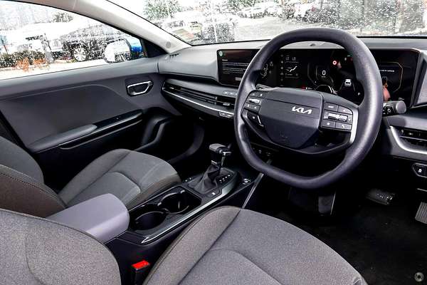 2025 Kia K4 S CL4m thumb-5