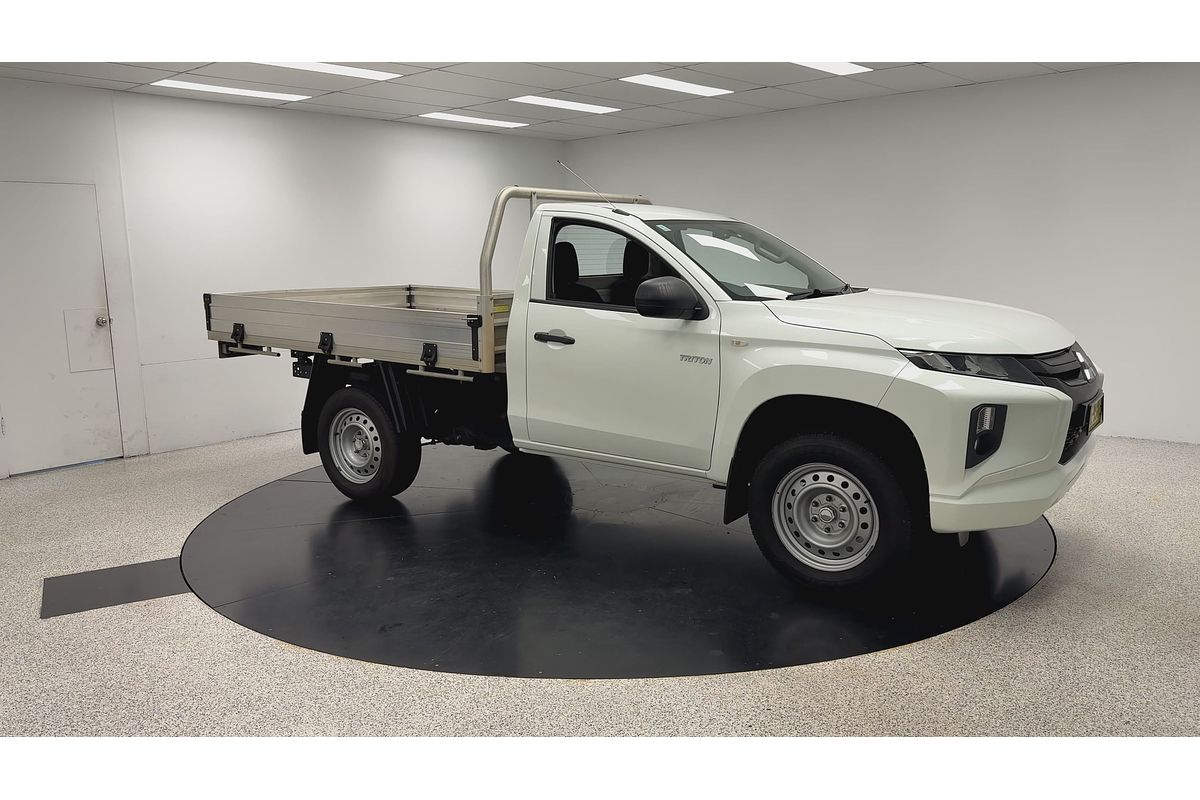 2022 Mitsubishi Triton GLX MR 4X4