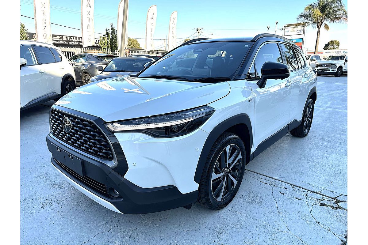 2024 Toyota Corolla Cross Atmos MXGH10R