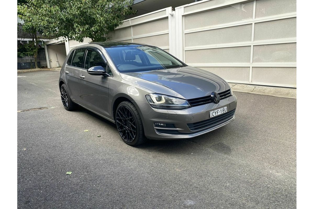 2015 Volkswagen Golf 103TSI Highline 7