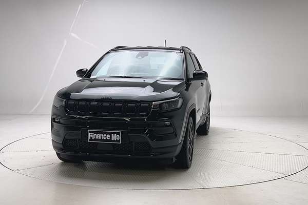 2022 Jeep Compass Night Eagle M6 thumb-2