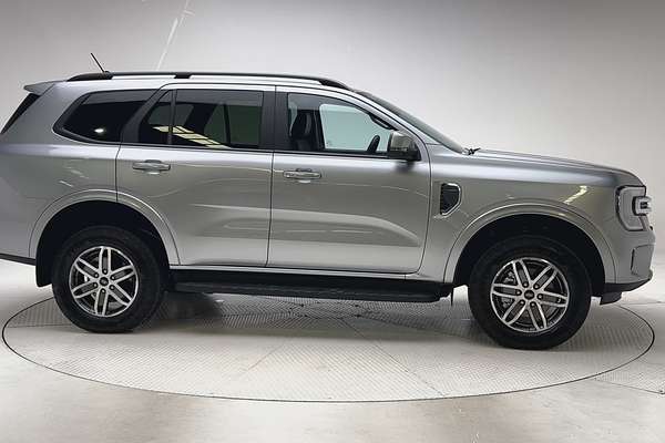 2025 Ford Everest Trend 2.0L thumb-8
