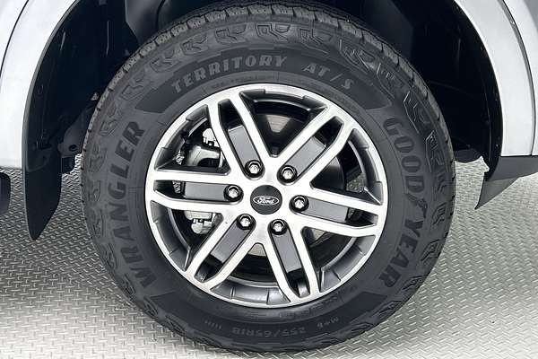 2025 Ford Everest Trend 2.0L thumb-9
