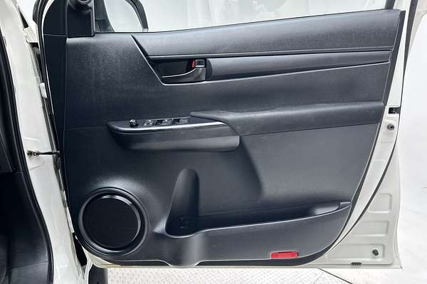 2022 Toyota Hilux SR GUN126R 4X4 thumb-17