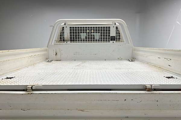 2022 Toyota Hilux SR GUN126R 4X4 thumb-19