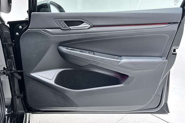 2024 Volkswagen Golf R 8 thumb-18