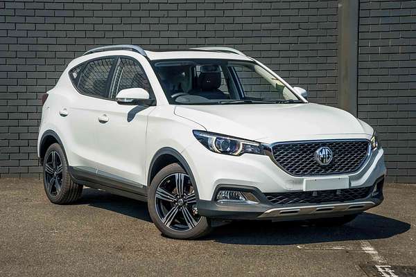 2024 MG ZS Essence AZS1