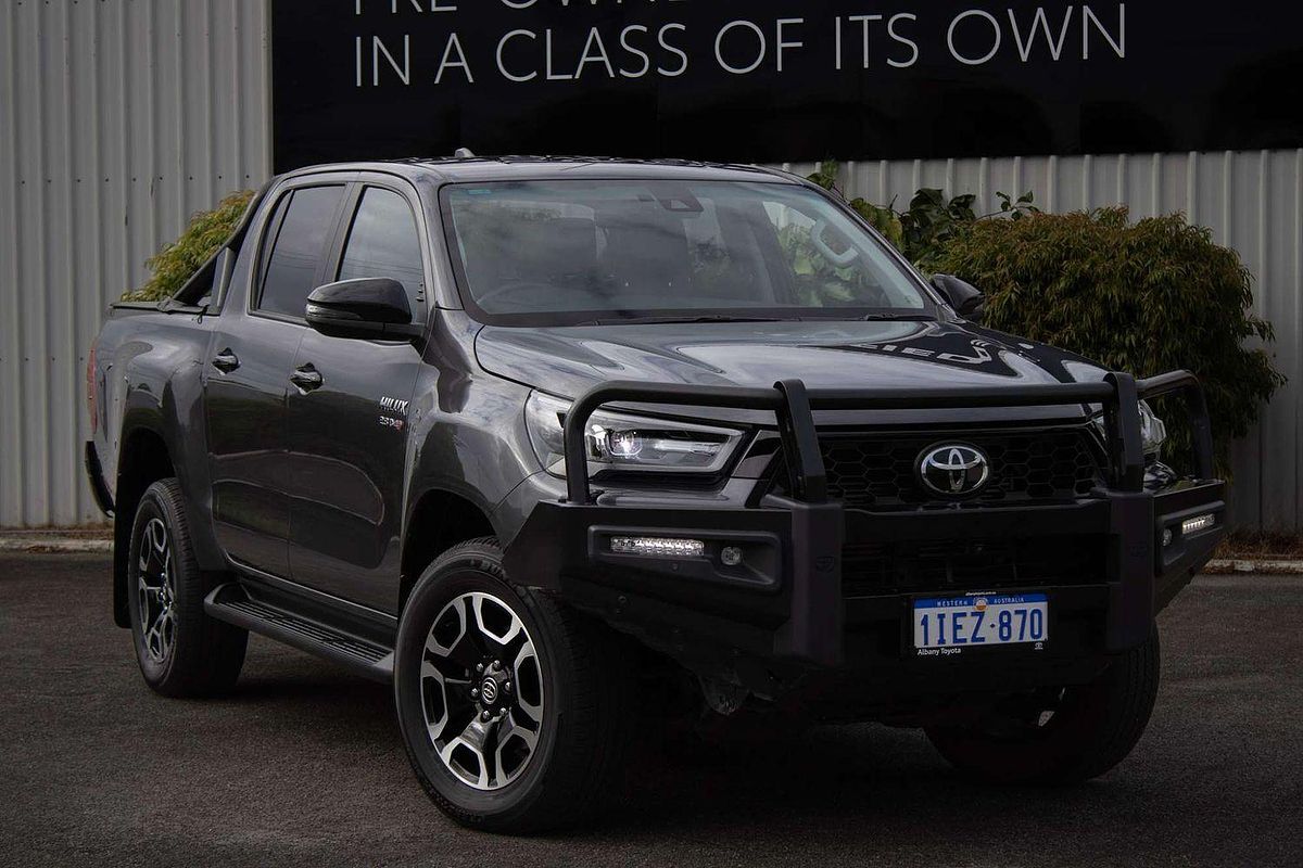 2024 Toyota Hilux SR5 48V GUN126R 4X4