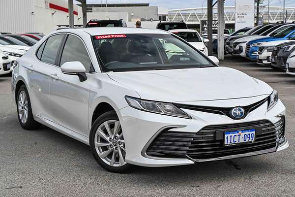 2024 Toyota Camry Ascent AXVH70R