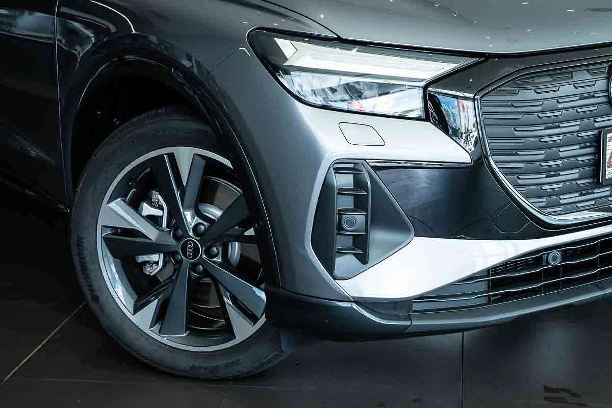 2025 Audi Q4 e-tron 45 F4