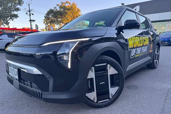 2025 Kia EV3 Earth Long Range SV thumb-1