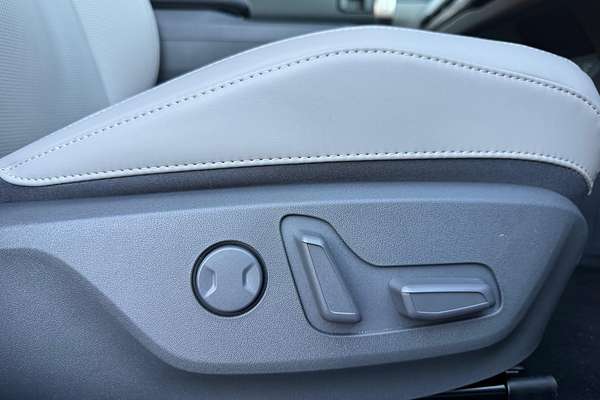 2025 Kia EV3 Earth Long Range SV thumb-11