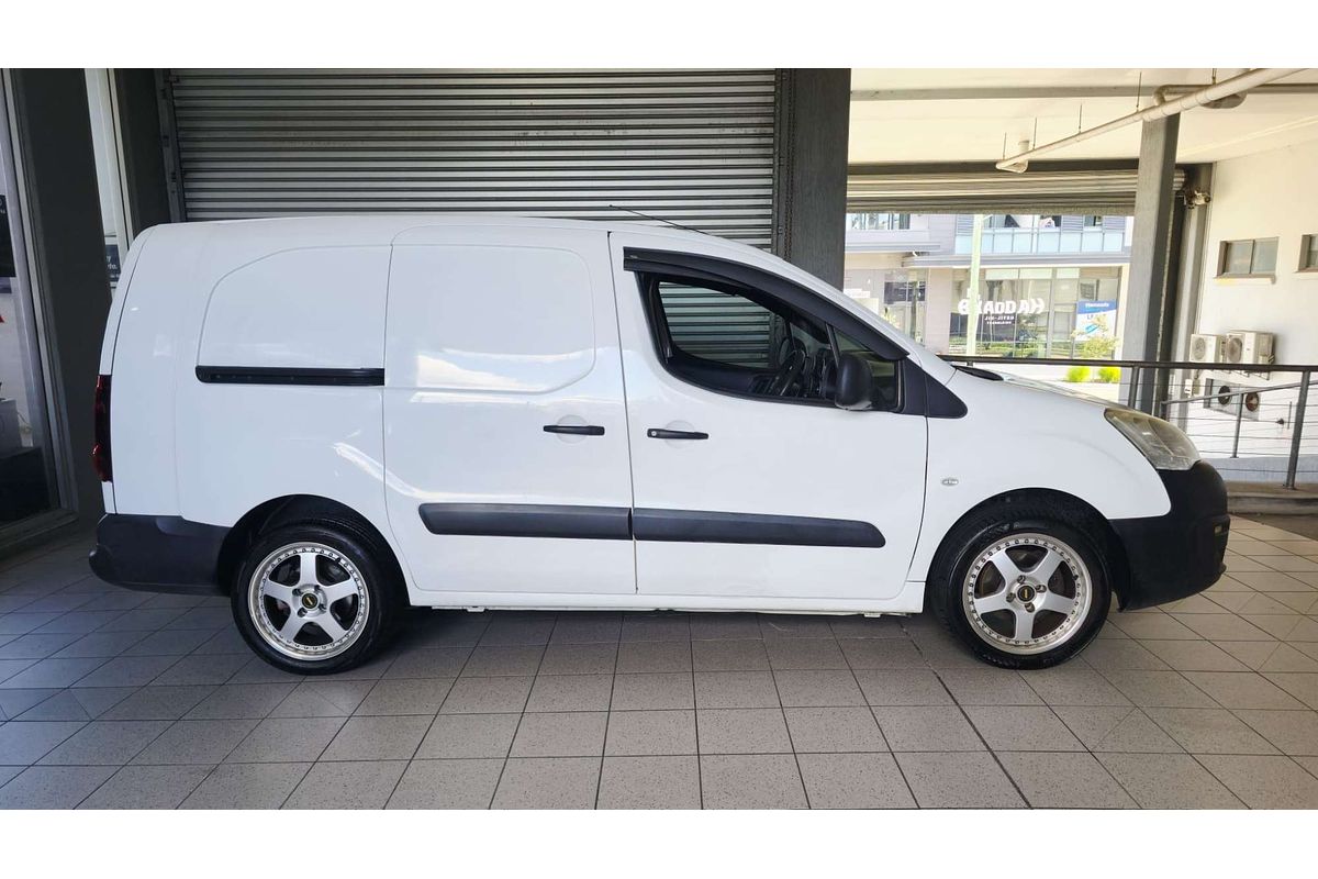 BERLINGO B9C MY17 1.6 HDI ETG LONG 1.6L DT4 DIESEL TURBO F/INJ 6 SP AUTOMATIC VAN 