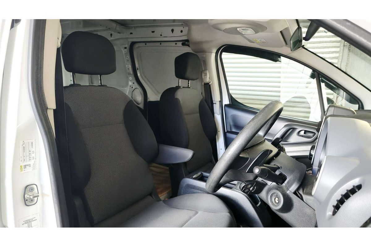 BERLINGO B9C MY17 1.6 HDI ETG LONG 1.6L DT4 DIESEL TURBO F/INJ 6 SP AUTOMATIC VAN 
