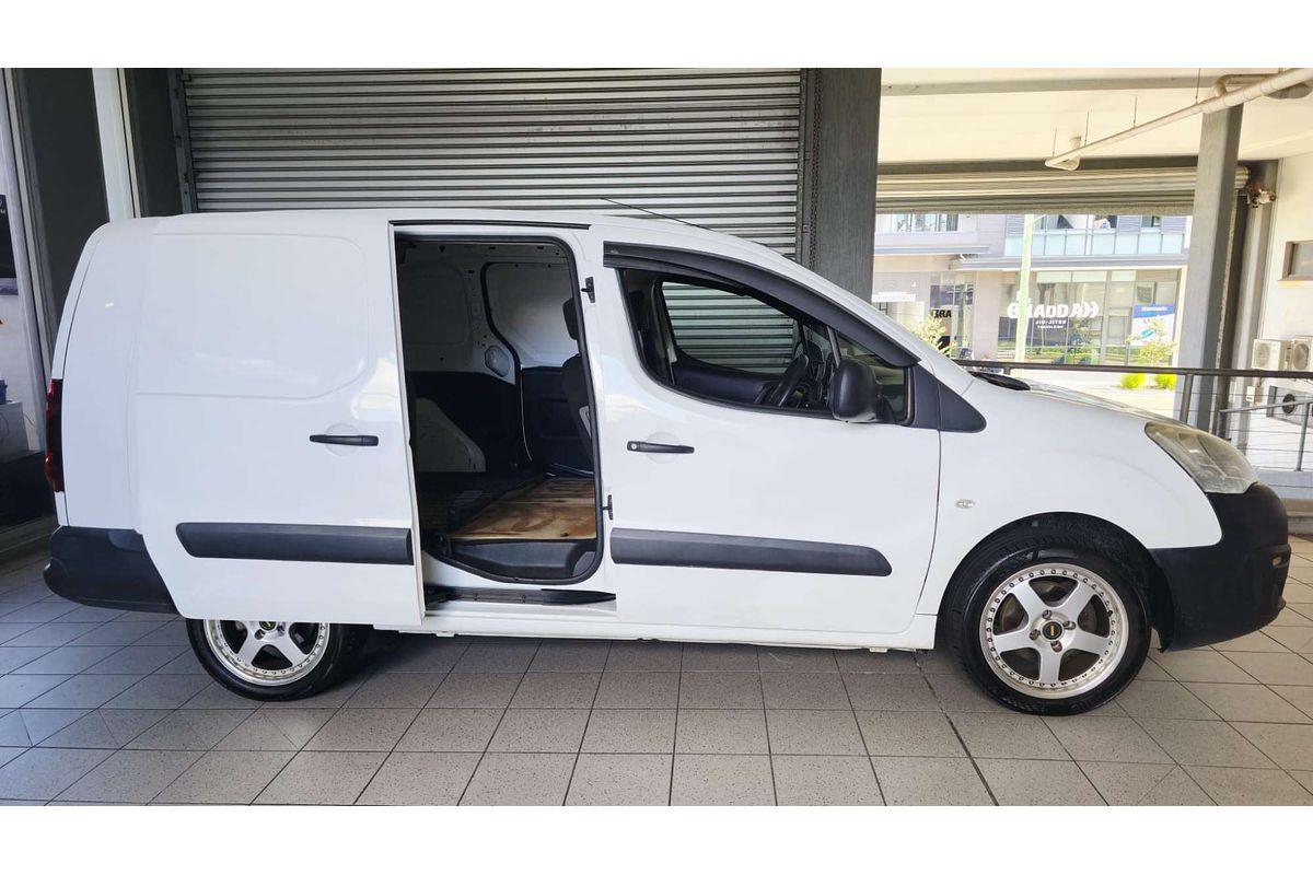 BERLINGO B9C MY17 1.6 HDI ETG LONG 1.6L DT4 DIESEL TURBO F/INJ 6 SP AUTOMATIC VAN 