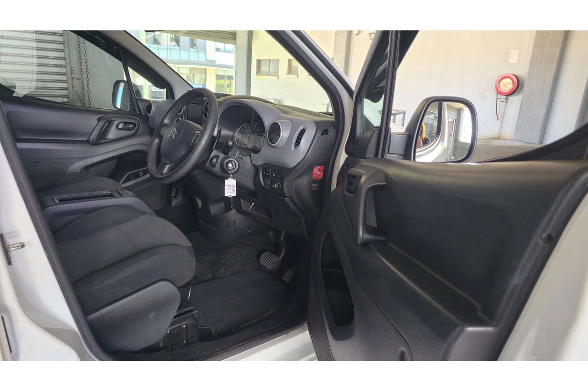 BERLINGO B9C MY17 1.6 HDI ETG LONG 1.6L DT4 DIESEL TURBO F/INJ 6 SP AUTOMATIC VAN 