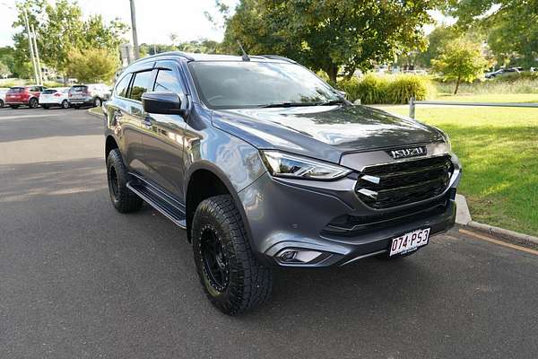 2024 Isuzu MU-X LS-T