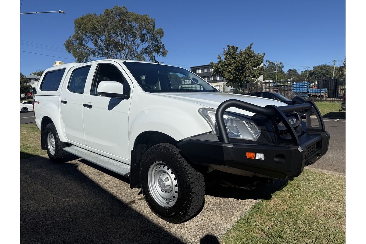 2019 Isuzu D-MAX SX 4X4