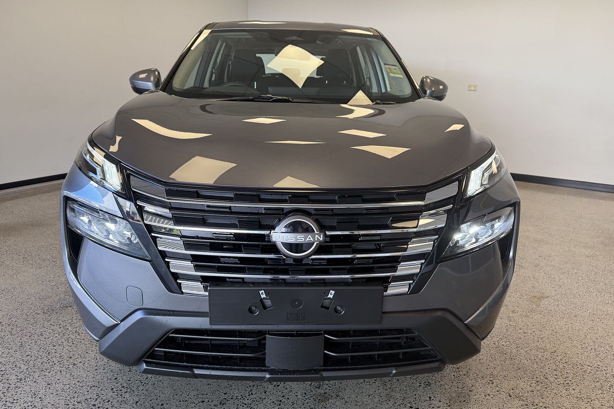 2025 Nissan X-TRAIL ST T33