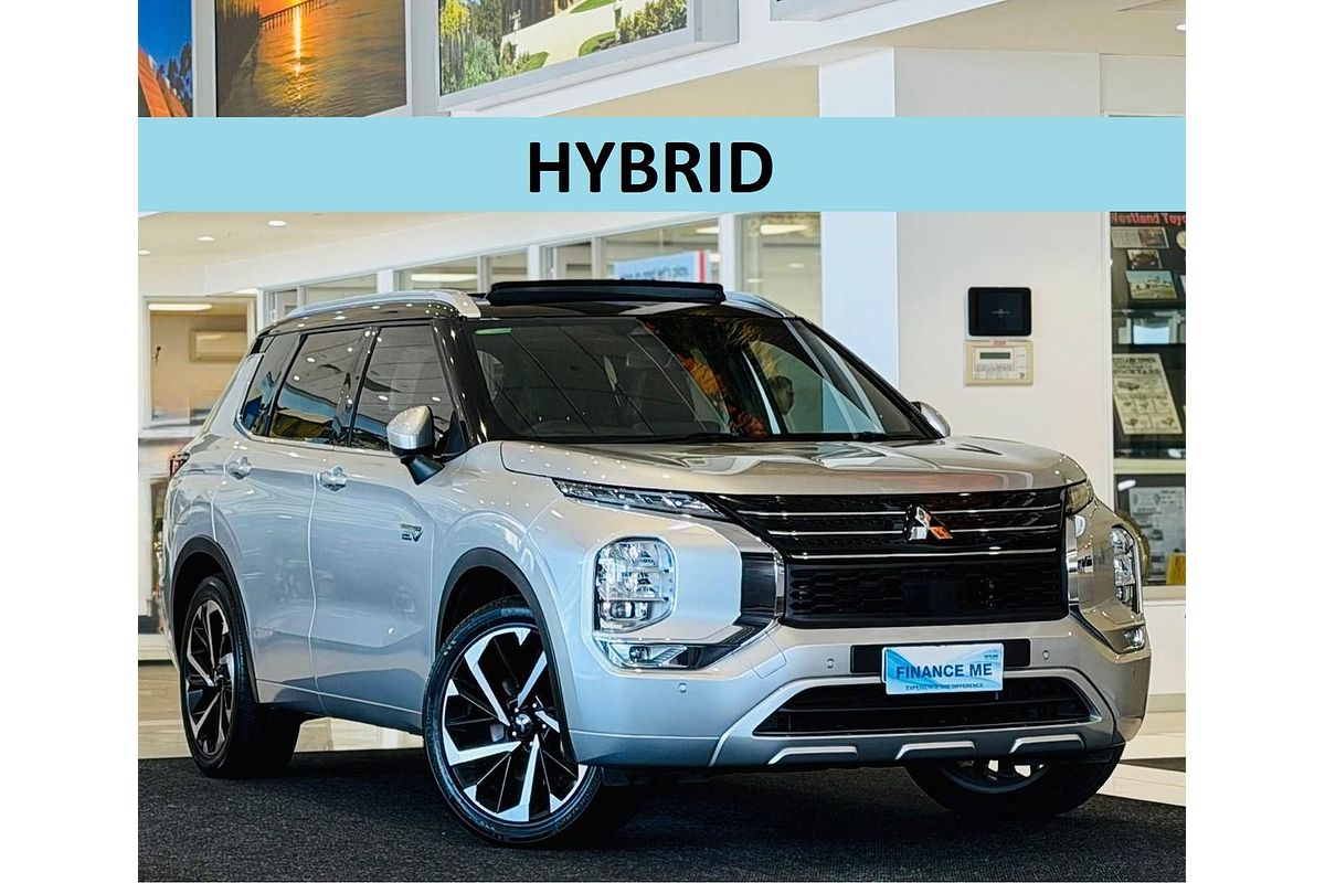 2023 Mitsubishi Outlander PHEV Exceed Tourer ZM