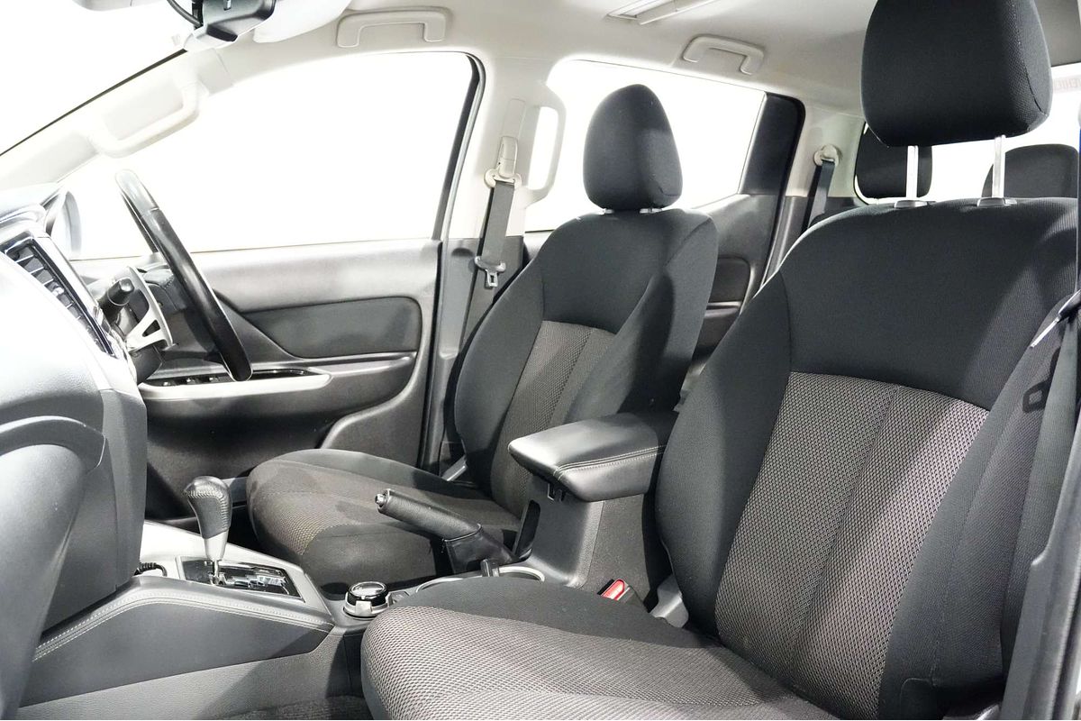 2021 Mitsubishi Triton GLS MR 4X4