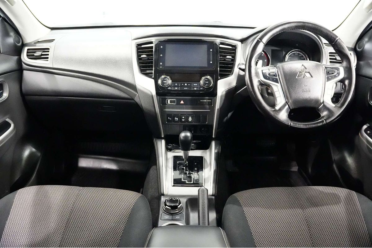 2021 Mitsubishi Triton GLS MR 4X4