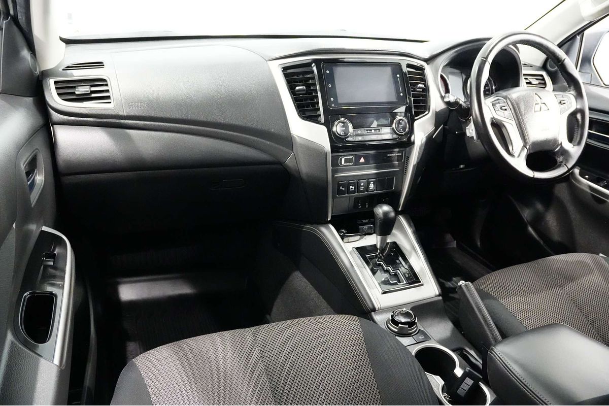 2021 Mitsubishi Triton GLS MR 4X4