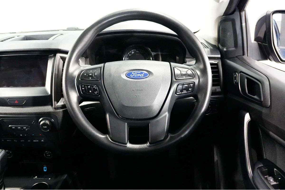2022 Ford Everest Ambiente UA II 3.2L