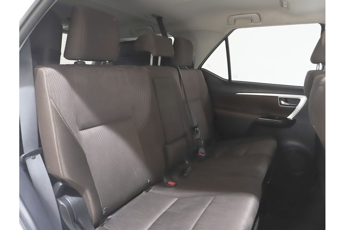 Fortuner GXL 2.8L T Diesel Automatic Wagon 1Y17120 001