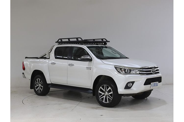 2017 Toyota Hilux SR5 GUN126R 4X4