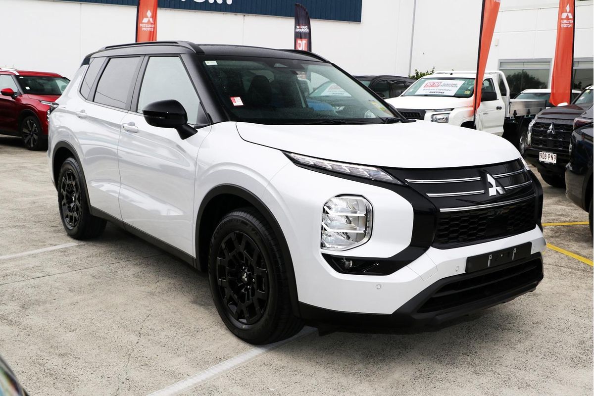 2025 Mitsubishi Outlander LS ZM