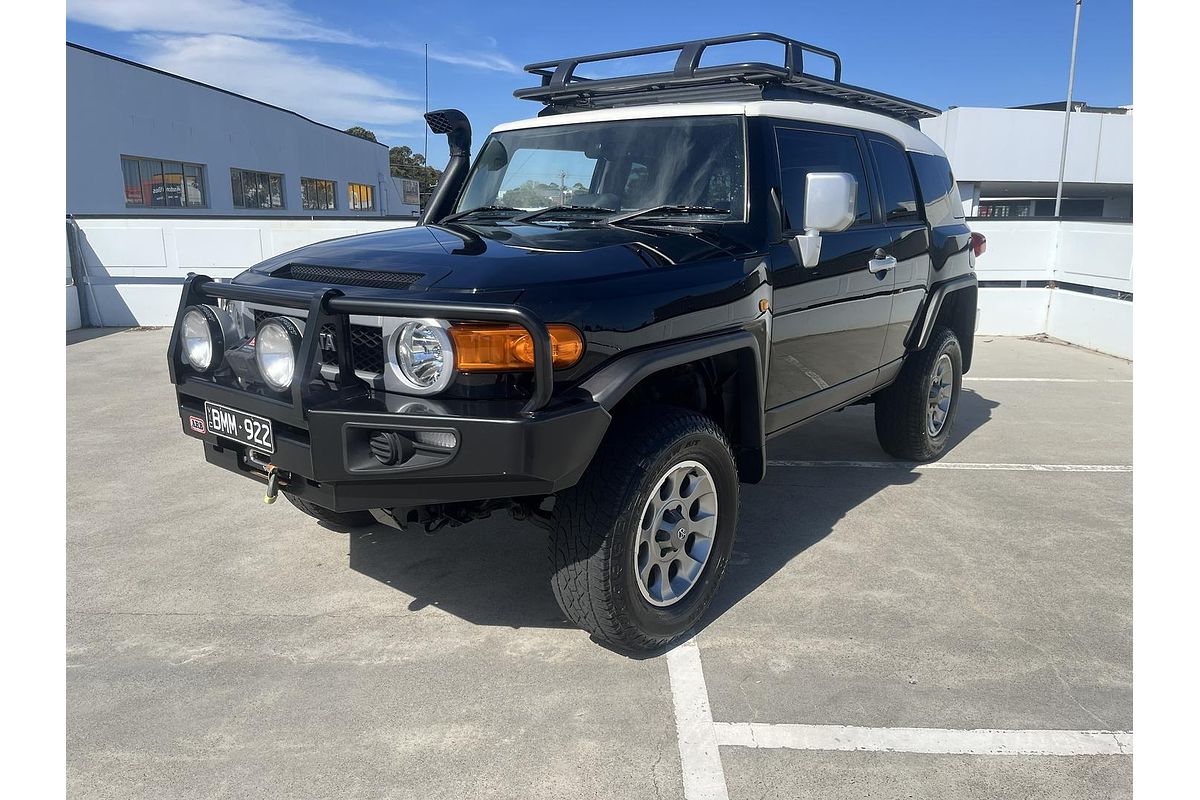 2012 Toyota FJ Cruiser GSJ15R