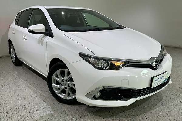 2017 Toyota Corolla Ascent Sport ZRE182R