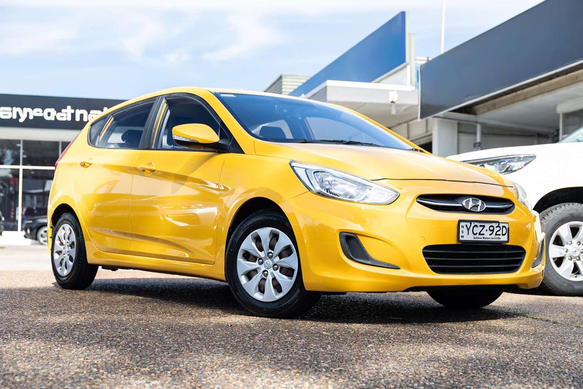 2014 Hyundai Accent Active RB2