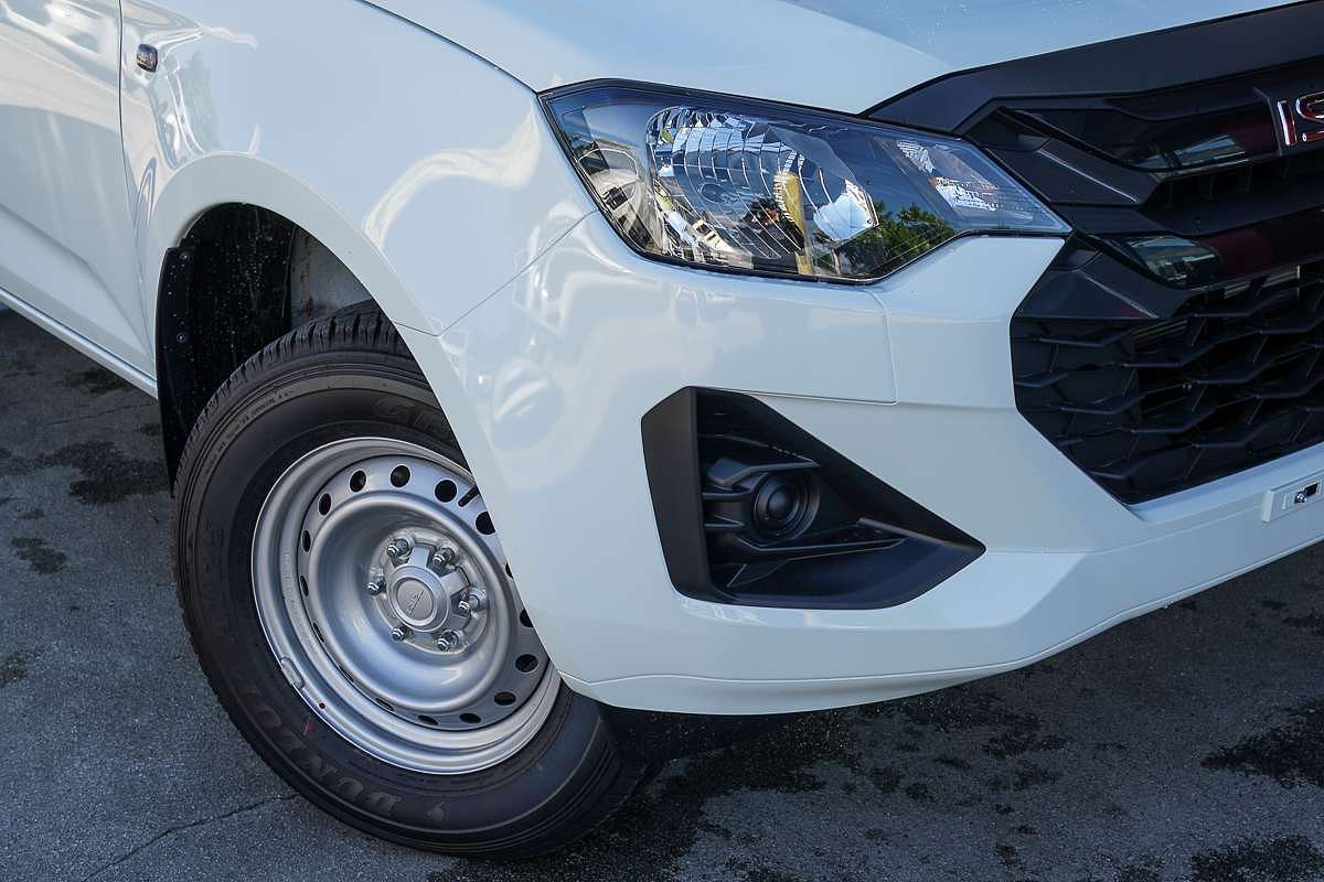 2025 Isuzu D-MAX SX 4X4