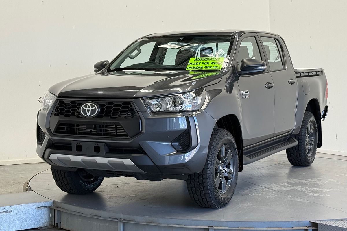 2024 Toyota Hilux SR (4x4) GUN126R FACELIFT 4X4